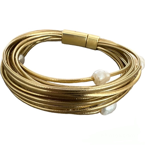 Multiple Gold Leather Pearl/Diamond Bead/Beaded Magnetic Clasp Bracelet - Picture 3 of 7